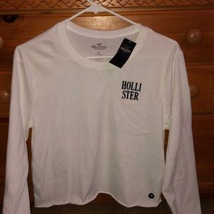 white long sleeved crop top